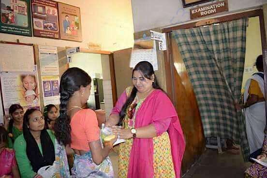 Pregnant mother food donation 1